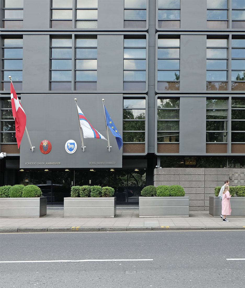 www.archipicture.eu Arne Jacobsen Royal Danish Embassy London